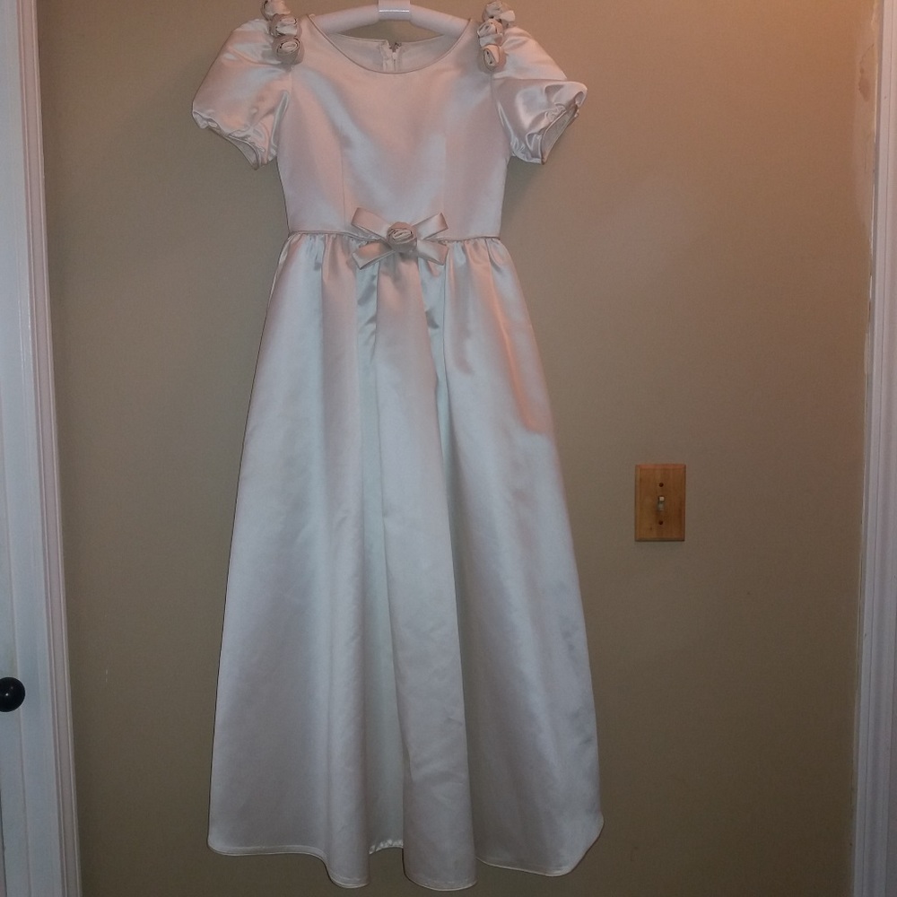 Elegant White Kids Formal Dress